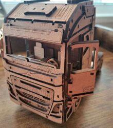 3D drevené puzzle kamión